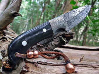 Handmade Forged Damascus Steel Knife with Buffalo Horn Handle - Image 3